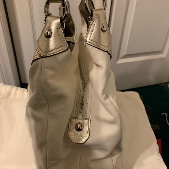 Coach Handbag - Picture 4 of 7